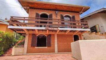 House, Smoking | 4 bedrooms