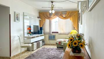 Apartamento, para fumantes | 3 quartos