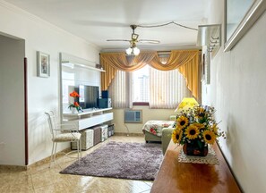 Apartment, Smoking | 3 bedrooms