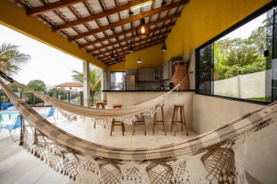 Casa com Piscina Churrasq e Wi-fi em Alex nia GO