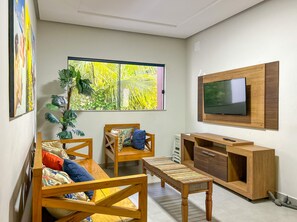 อพาร์ทเมนท์, สูบบุหรี่ได้ | 3 ห้องนอน