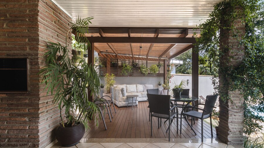 Casa com Piscina Churrasq e Wi-fi em Crici ma SC