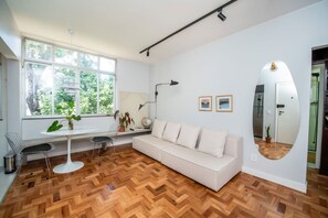 Apartment | 1 bedroom - Apto com Excelente Localiza o em Asa Sul DF (Brasília)