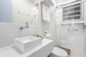 Apartment - Est dio com Wi-fi a 200m da Praia de Copacabana RJ (Rio de Janeiro)
