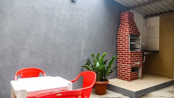 House, Smoking | 2 bedrooms