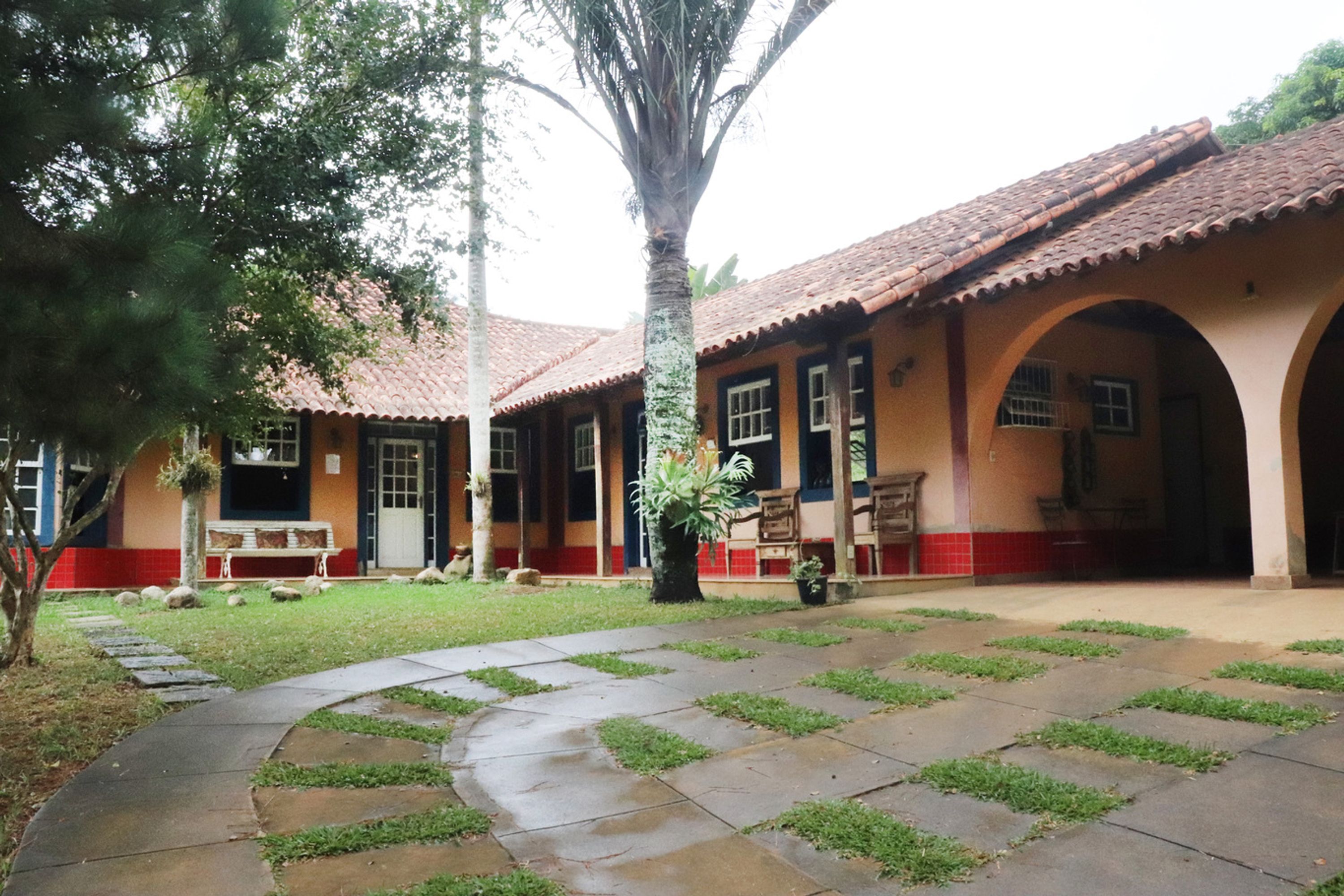 Talo | 4 makuuhuonetta