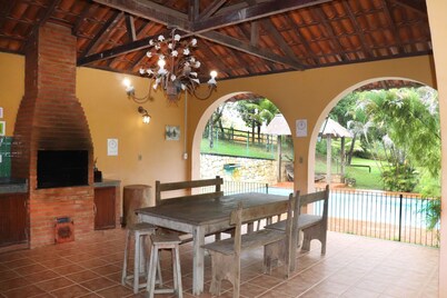 Lindo s tio com Piscina em Rio Novo-minas Gerais