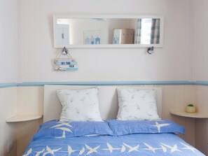 3 makuuhuonetta, yksilöllisesti sisustettu, yksilöllisesti kalustettu