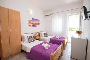 1 bedroom, WiFi, bed sheets