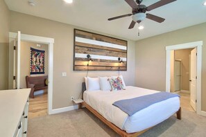 4 chambres, fer et planche à repasser, lit parapluie, Wi-Fi