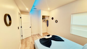 4 habitaciones, tabla de planchar con plancha y wifi gratis 