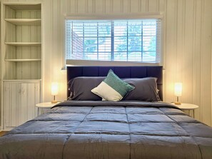 3 bedrooms, WiFi, bed sheets - Tranquil Ranch Style Retreat w/ 2+ Acres of Land (Marietta)