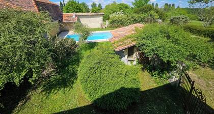 GĂźte Saint Aignan