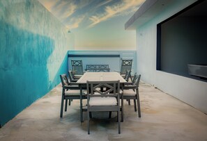 Outdoor dining - Salt Water Private Pool House W/ Ocean View, WiFi, Air Cond, Generator, Solar E. (Naguabo)