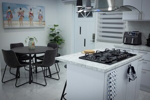 Dining - Salt Water Private Pool House W/ Ocean View, WiFi, Air Cond, Generator, Solar E. (Naguabo)