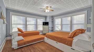 3 室のベッドルーム、WiFi、ベッドシーツ