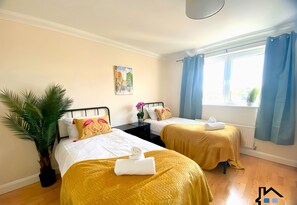 2 bedrooms, iron/ironing board, free WiFi, bed sheets