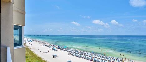 公寓客房, 多張床 (Tidewater 408) | 海灘 | 位於海灘上