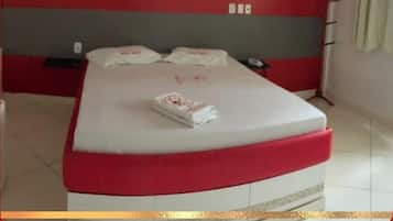 Habitación individual básica, 1 cama doble | Wifi gratis