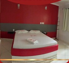 Quarto solteiro básico, 1 cama de casal | Wi-Fi de cortesia