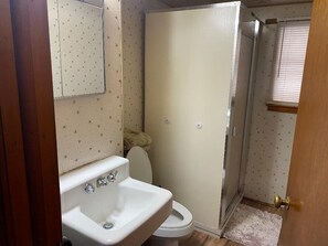 淋浴設備、提供毛巾、番梘、廁紙