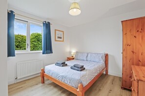 3 bedrooms, iron/ironing board, travel crib, free WiFi