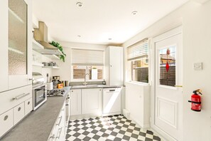 Fridge, microwave, oven, dishwasher