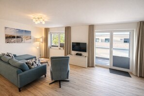 Televisión, libros y estéreo 