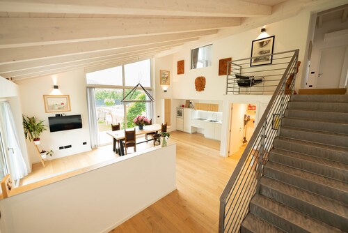 Modern villa with hot tub for exclusive use, dogs welcome.