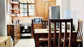 Microwave, oven, stovetop, blender