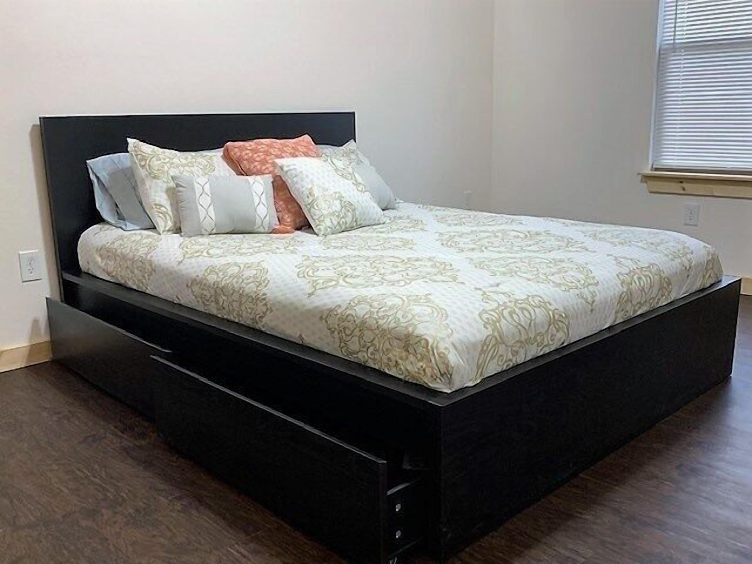 2 bedrooms, Internet, bed sheets