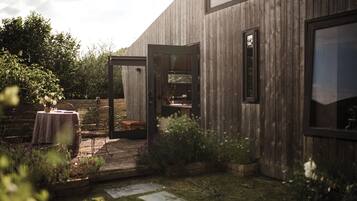 Cabin | Outdoor dining