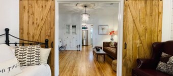 Newly remodeled bungalow near downtown Brenham