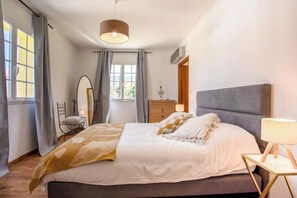 3 Schlafzimmer, Bügeleisen/Bügelbrett, WLAN, Bettwäsche