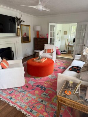 Smart TV, fireplace - Masters Rental Charming 2-bedroom house great neighborhood! (Augusta)