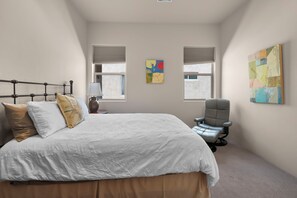 3 habitaciones, tabla de planchar con plancha, wifi y ropa de cama