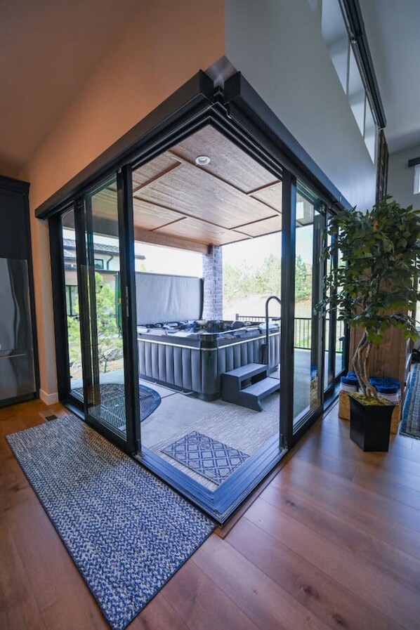 Interior - Luxury in Castle Pines Village - Hot Tub & Pool! (Castle Rock)