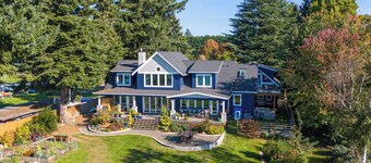 Upscale Lakefront ADU w/ Access to Pickleball Court