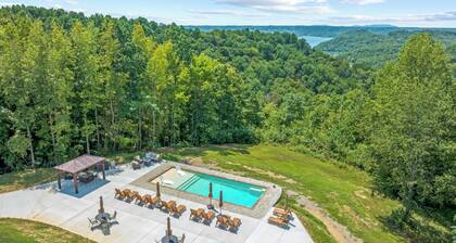 Wild West Luxury Glamping w/Hot Tub & Swimming Pool