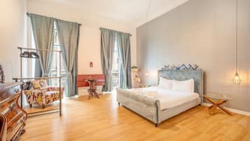 Internet, bed sheets