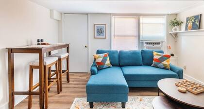 Stylish Main St. Apt | 1.8 miles from Casino