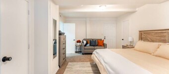 Small and Stylish: Main St. Apt