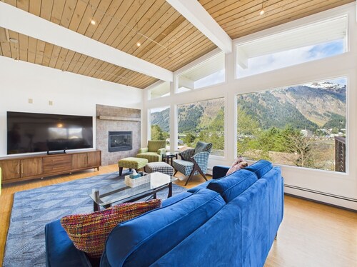 Admiral’s View | Panoramic Views, Family Friendly