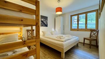 1 bedroom, iron/ironing board, free WiFi, bed sheets