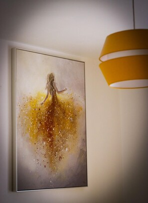 Interior detail - Spacious Modern Townhouse, Discounts on long stays! (Smethwick)