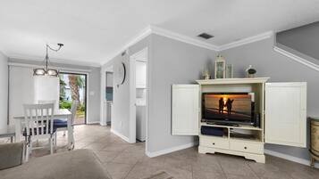 Townhouse, 1 Tempat Tidur King (SouthBay by the Gulf #71) | Area keluarga