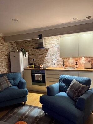 Oven, stovetop, dishwasher