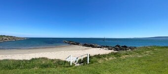 On The Beach - The Upper Annex