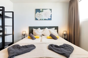 3 bedrooms, iron/ironing board, travel cot, WiFi