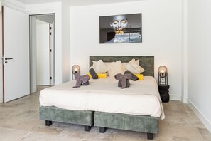 3 quartos, ferros/tábuas de passar roupa, berço de viagem, Wi-Fi